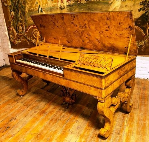 Fortepiano pianoforte a - /,